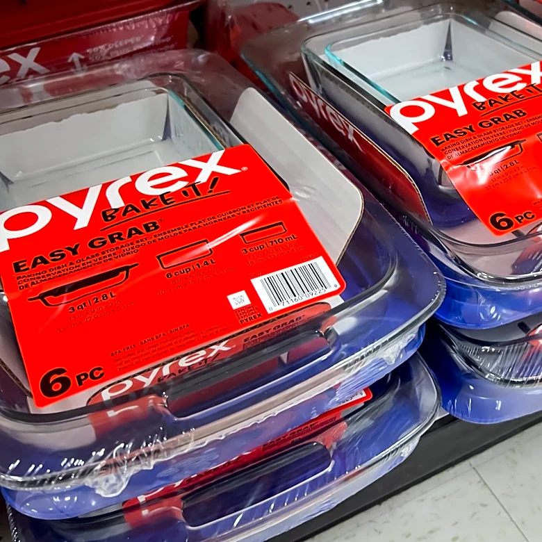 Stop Using Pyrex Dishes In Your Oven Without Following These Safety Tips
