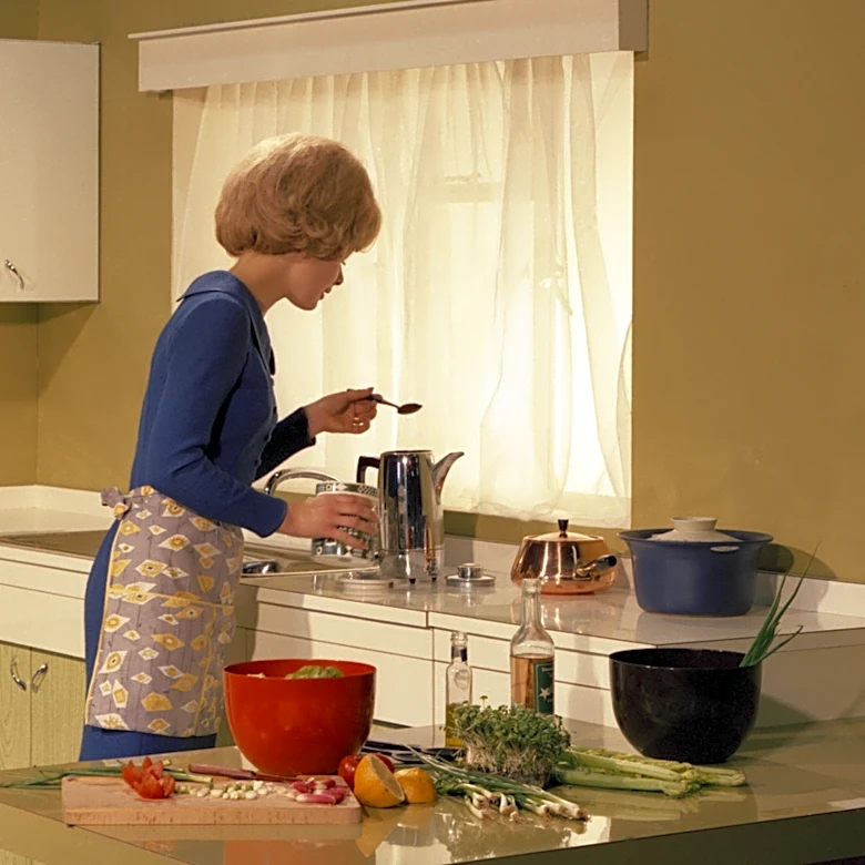 The Retro Middle Class Meal That Was Beloved In The '60s