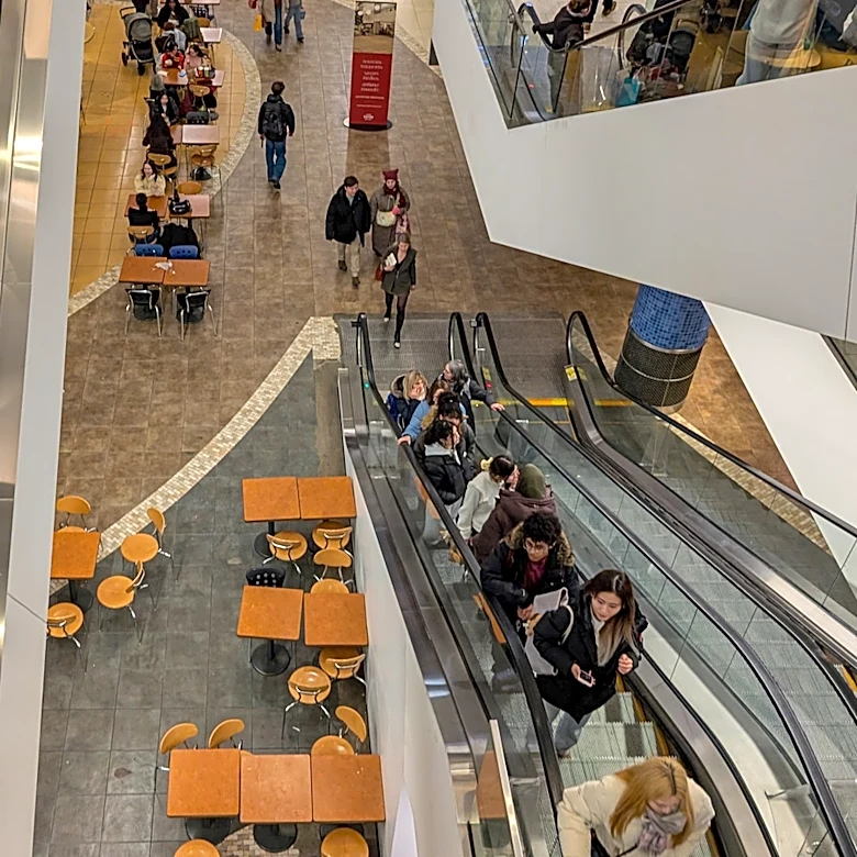 The Beloved Fast Food Chain That Started As A Food Court Staple