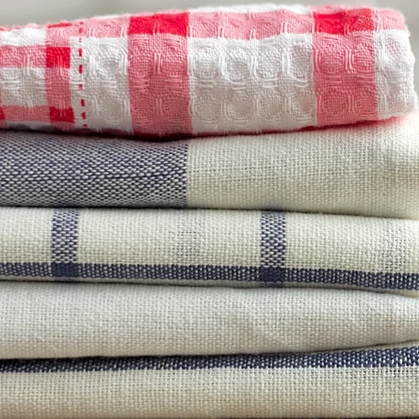 8 Dollar Tree Kitchen Linens To Look For On Your Next Visit