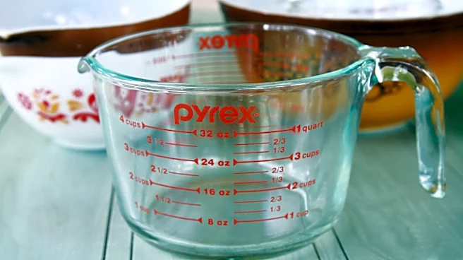 The First Pyrex Mixing Bowl Set Featured These Bright Colors