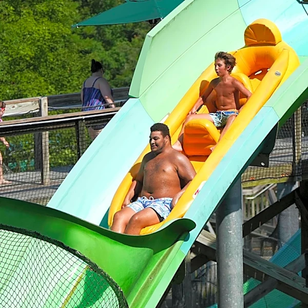 Is Dollywood cashless? Dolly Parton’s company changes payment options