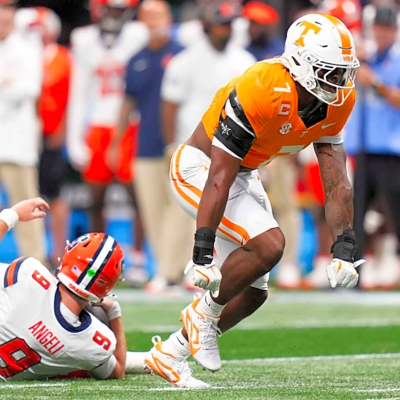 Suspension of Tennessee football star Arion Carter makes NCAA look foolish | Adams