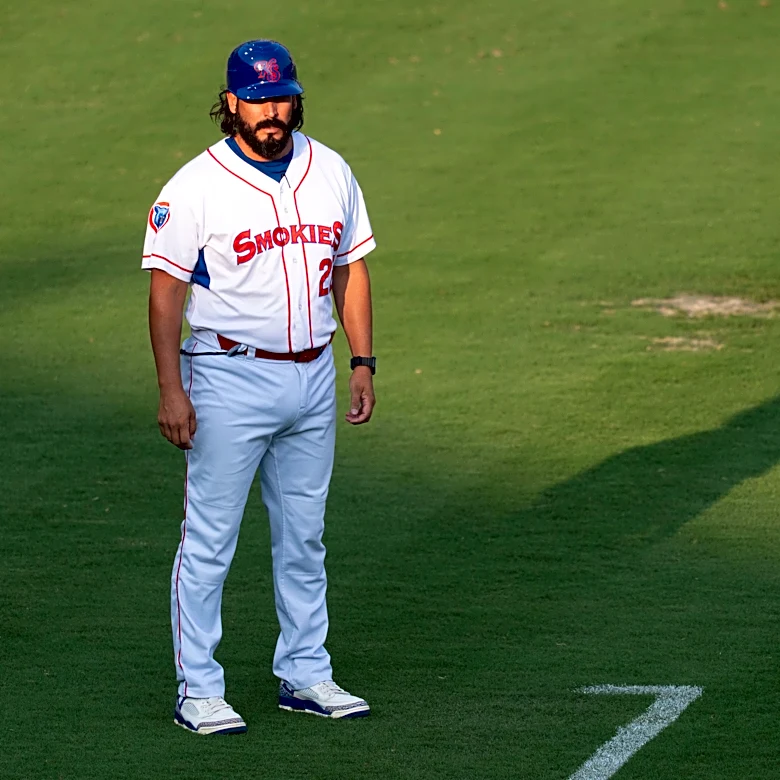 Smokies manager ejected, offense sputters in Game 3 loss to Blue Wahoos