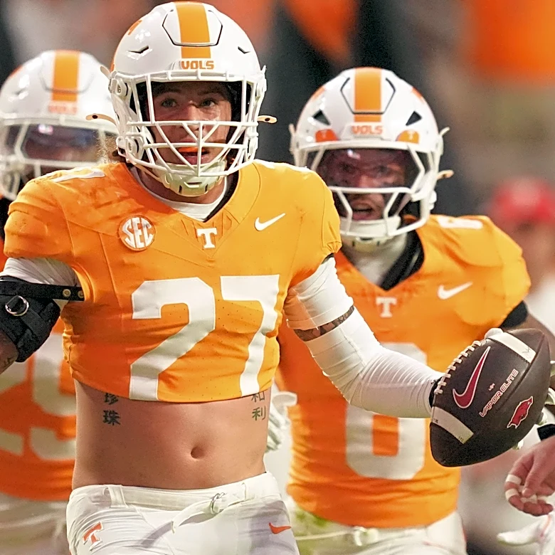 Tennessee football needs depth on defense. Sophomore class could help | Adams