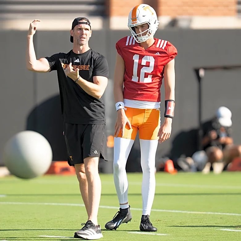 Why Josh Heupel said every pass in practice matters in Tennessee QB competition