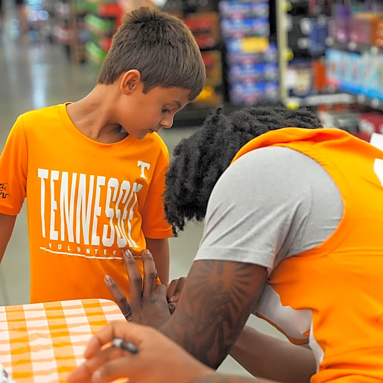 Frank Cignetti learned from Johnny Majors at Pitt. Potential for Tennessee? | Adams
