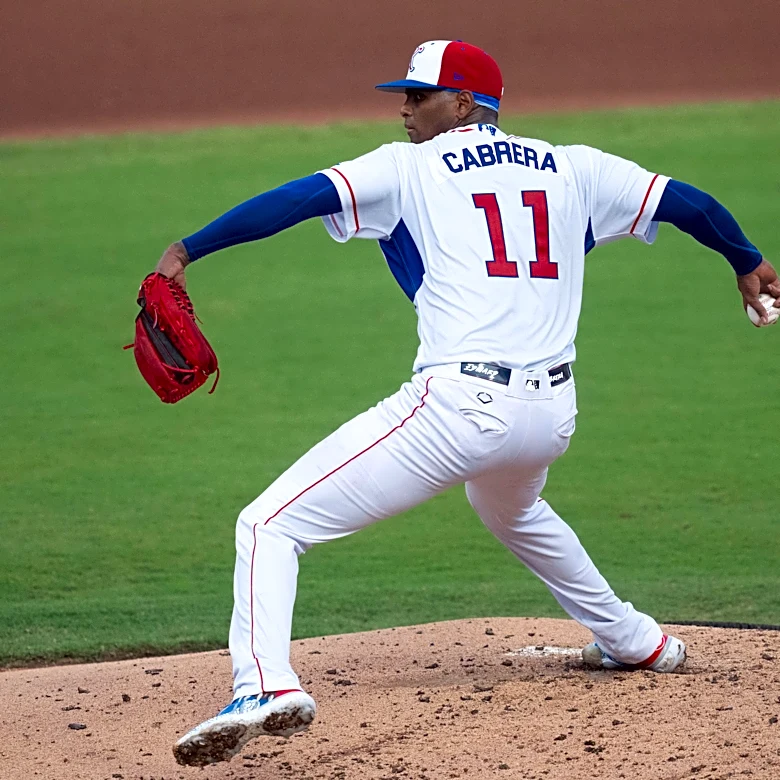 Chicago Cubs pitcher tosses 5 no-hit frames for Smokies in Knoxville rehab
