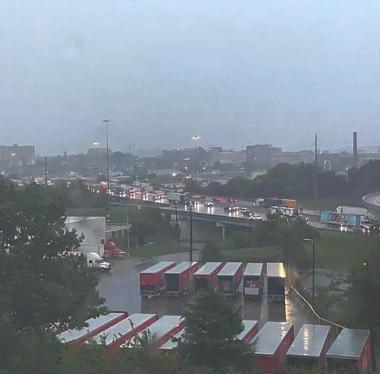 Storm knocks out power for thousands, prompts flash flood warning
