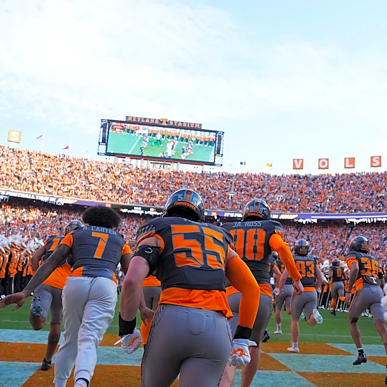 Tennessee football unveils Smokey Grey uniform for 2026 honoring Neyland