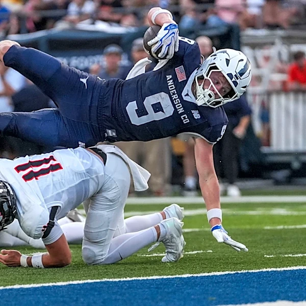 How Powell football stars Jaylon Benjamin, DeZion Jackson were brilliant in opener