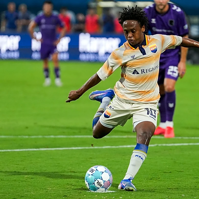 One Knox concedes late goal to AC Boise for third straight draw