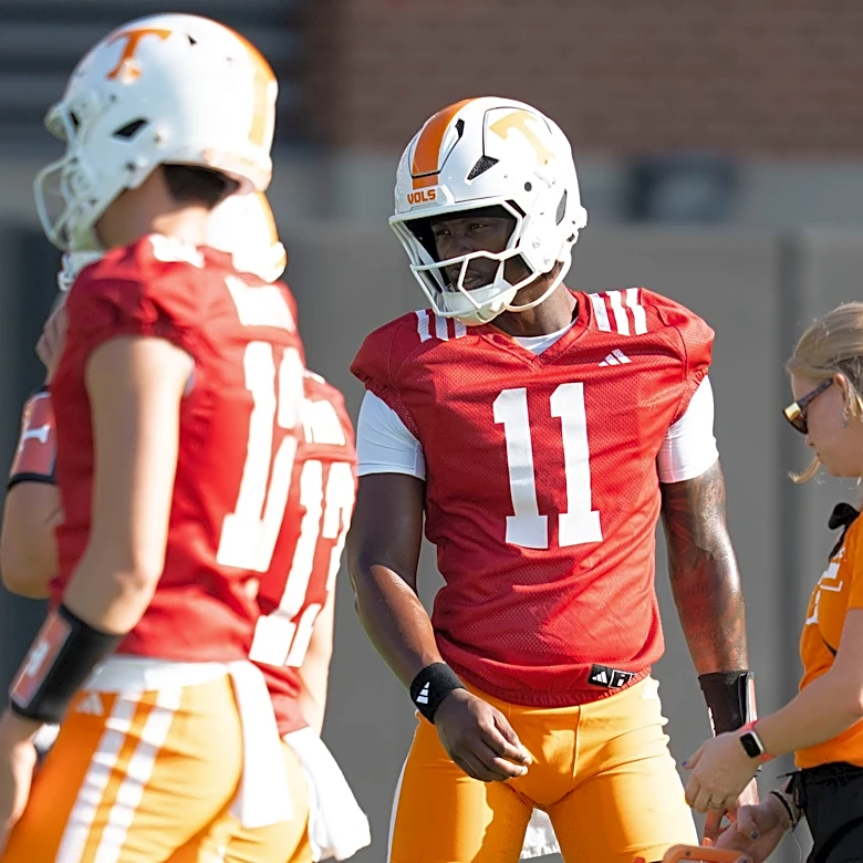 Social media reacts to Faizon Brandon being named Tennessee starting quarterback