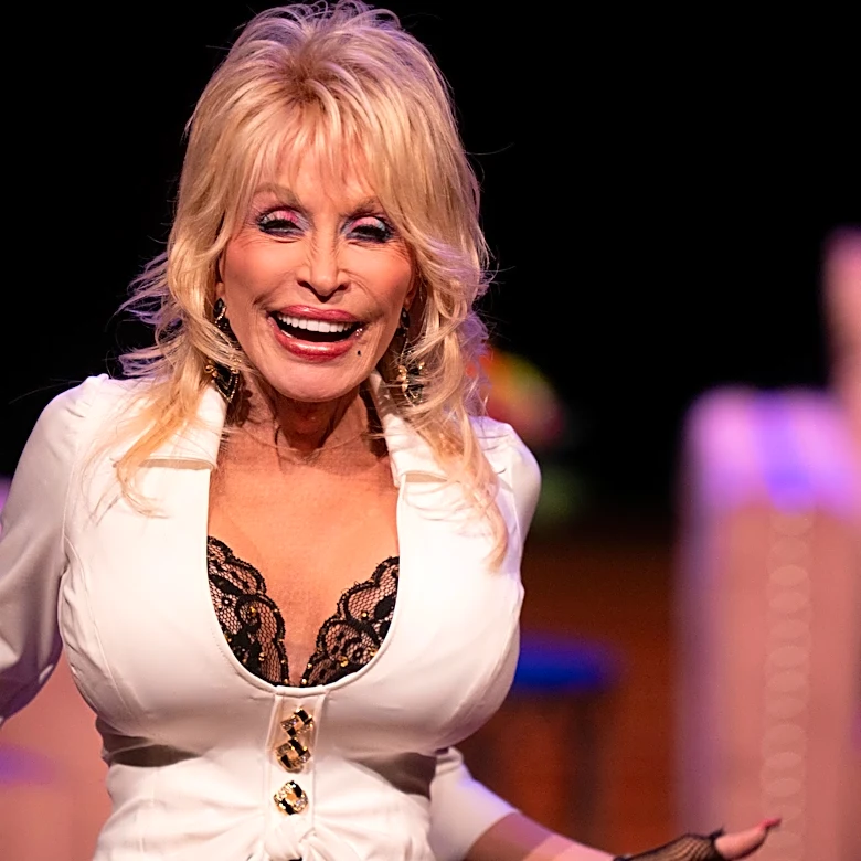 Dolly Parton was fighting cancer when she died in Nashville hospital