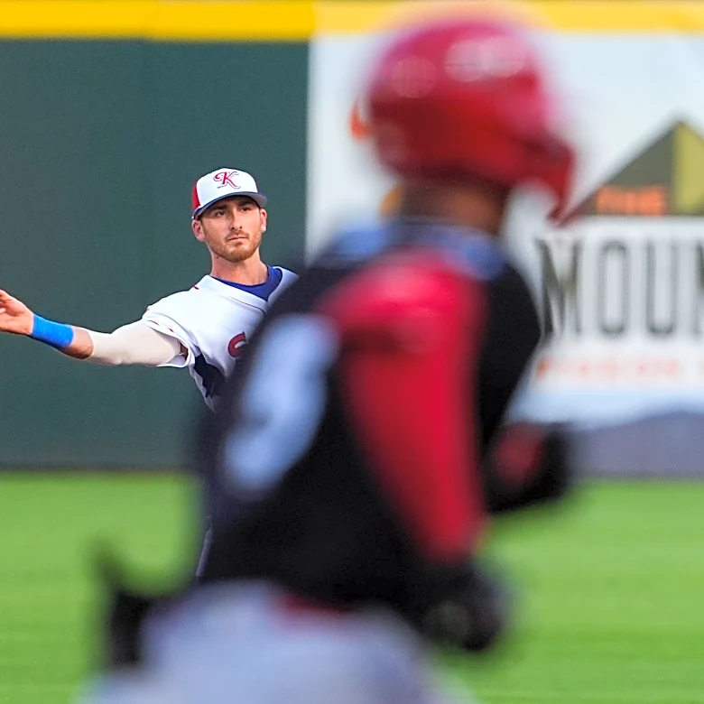 Lookouts even Smokies' final home series with late homer in Knoxville