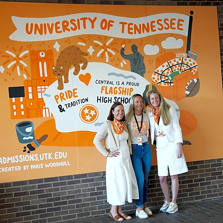 Paris Woodhull unveils cheerful new mural that celebrates UT at Central High