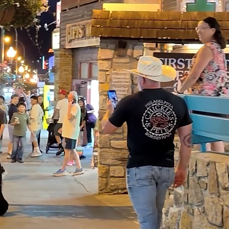Watch this unbothered black bear stroll through downtown Gatlinburg