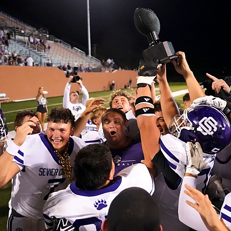Sevier County, Gatlinburg-Pittman football to honor Dolly Parton with helmet sticker