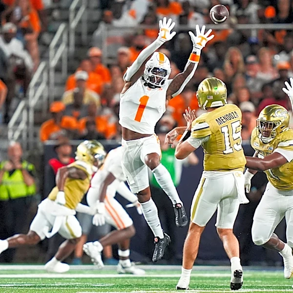 Tennessee football pass defense steps up first, running game finishes the job | Adams