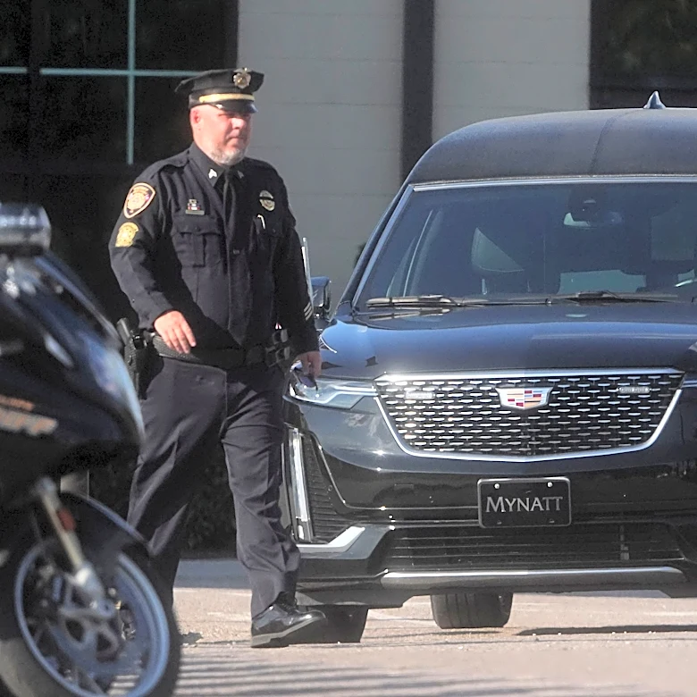 Community honors Sheriff Tom Spangler, who 'kept showing up' through cancer