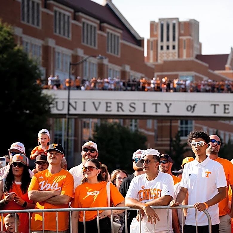Tennessee football tickets vs Texas, see best prices for available seats