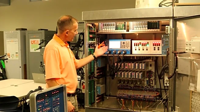 Why won't this light turn green? Knoxville has a $32M solution | Exclusive