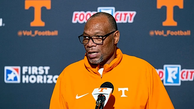 Tennessee football linebackers coach William Inge out vs Texas game for medical reasons