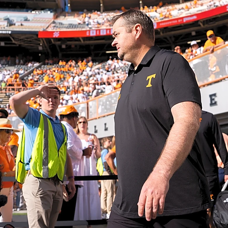 Tennessee football fans rip Josh Heupel decisions, Faizon Brandon pass protection