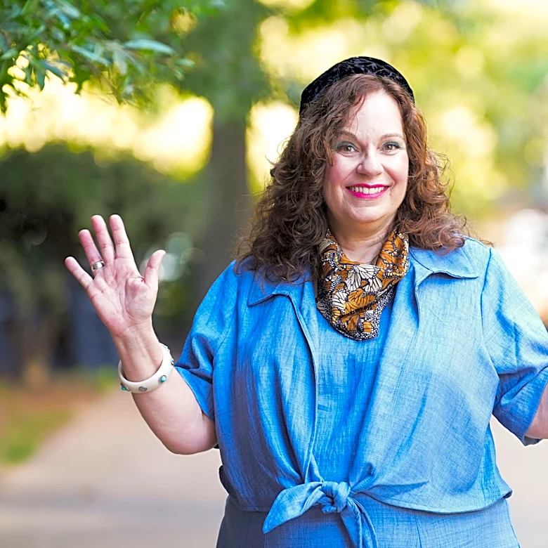 What's the key to being happier at work? We asked a happiness consultant