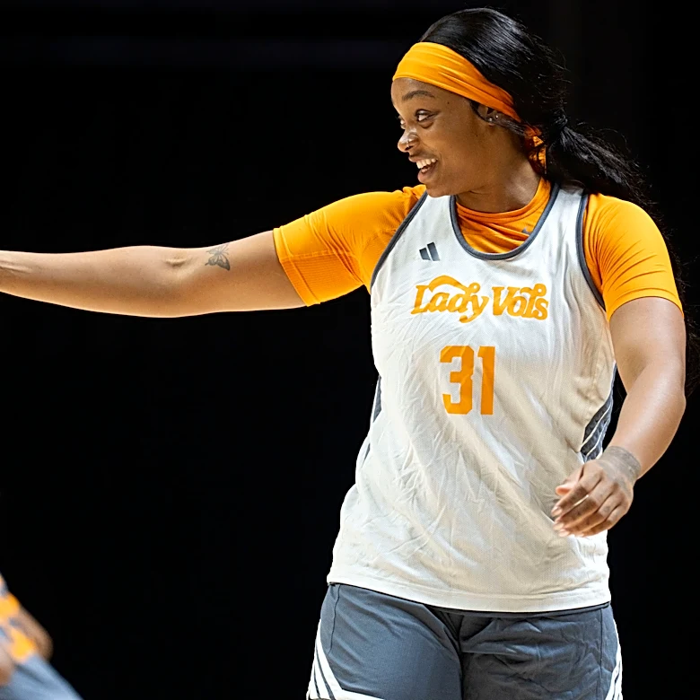 Why Aaliyah Moore's mother called Kim Caldwell before Lady Vols basketball visit
