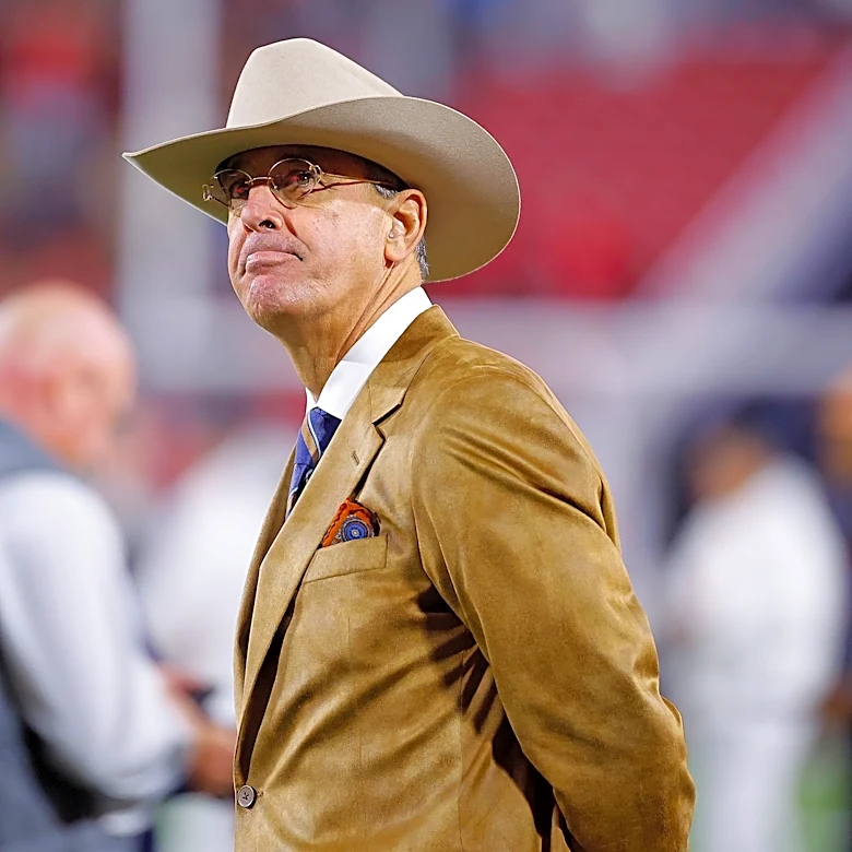 Texas AD Chris Del Conte apologizes for 'inappropriate celebrations' vs Tennessee