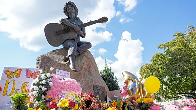 Column about Dolly Parton's statue reverts to old-fashioned sexism | Letter