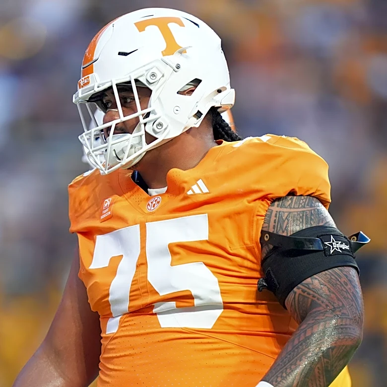 Tennessee OL Wendell Moe out for rest of season with injury, seventh loss for Vols