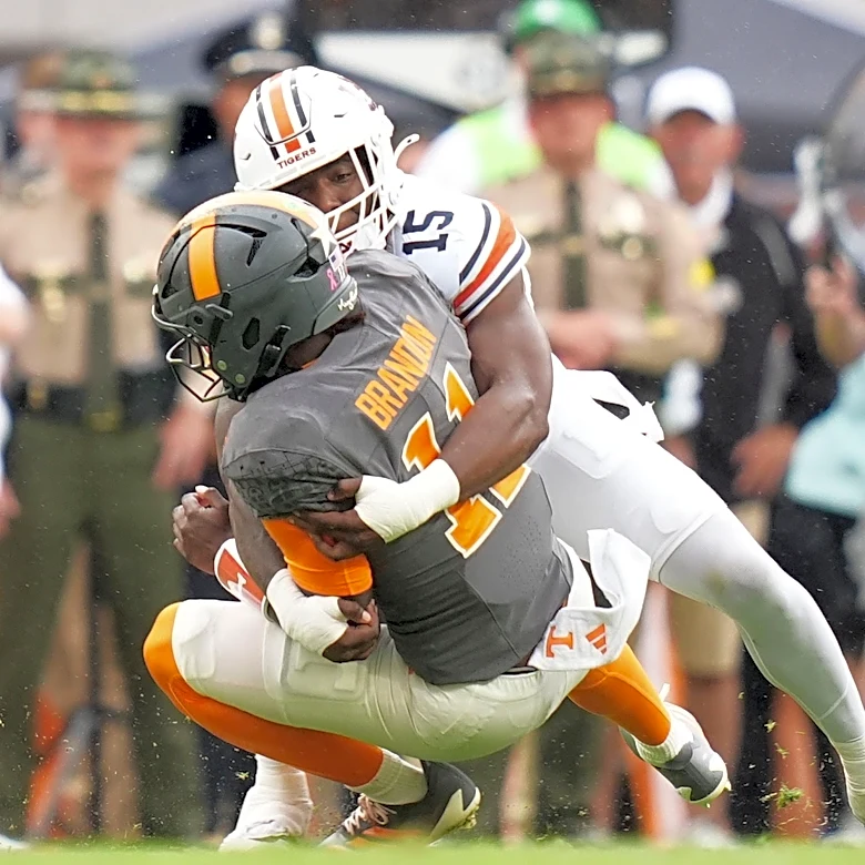 Why you can't trust what Josh Heupel tells you about his quarterbacks | Adams