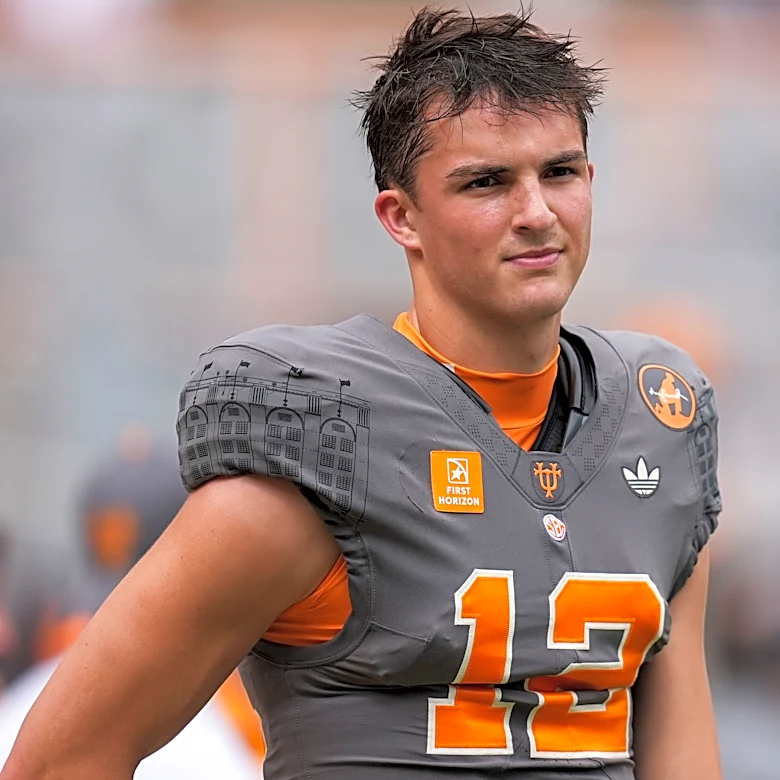 Tennessee football vs Arkansas picks: Vols run away from SEC's worst team