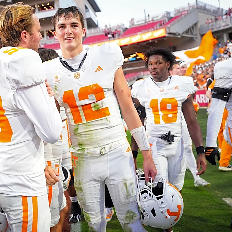 Grading QB George MacIntyre's first start in Tennessee win over Arkansas