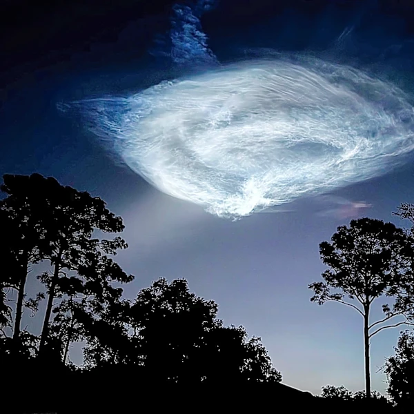 Did you see a flash of light in Tennessee? It was a SpaceX rocket. Watch