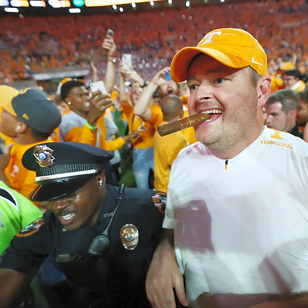 100 simulations of Tennessee football vs. Alabama predict Tide could turn