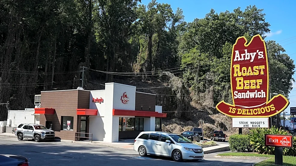 Why it's for the best iconic lush greenery at 'Jungle Arby's' is dying