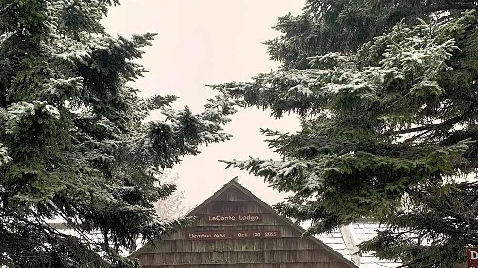 LeConte Lodge sees first snow of the season in the Great Smokies