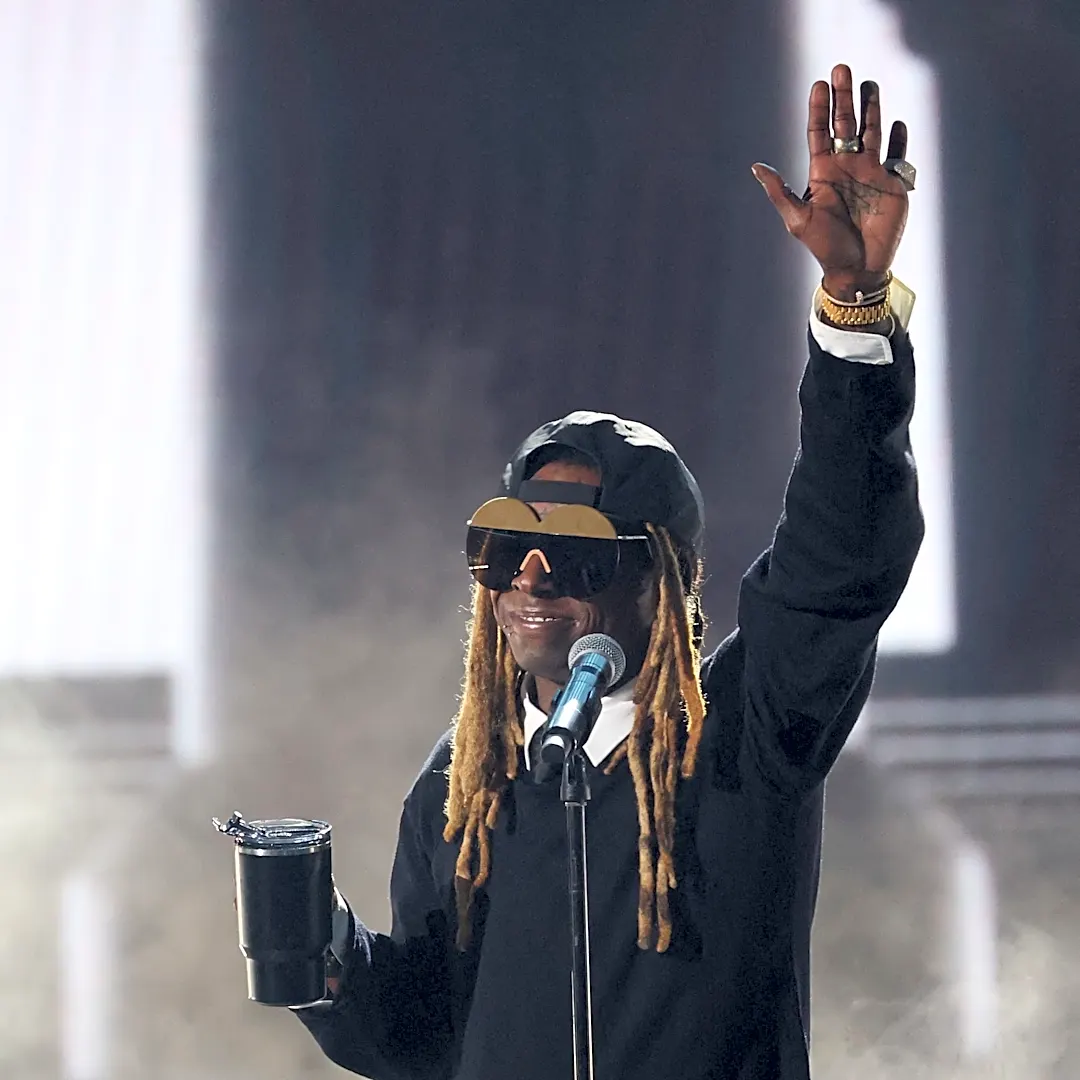 When will Lil Wayne take the stage in Knoxville? What past shows tell us