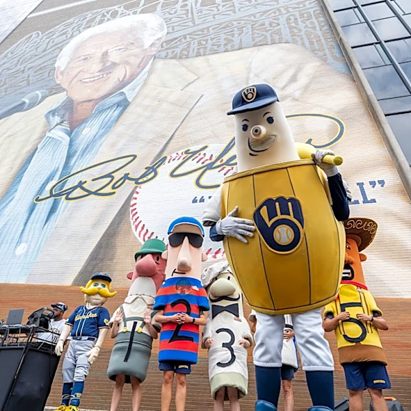 Fantastic photos of MLB mascots