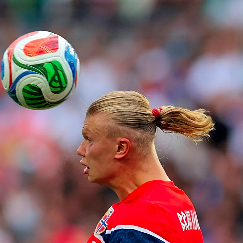 Soccer star Erling Haaland ditches ponytail for fresh new look