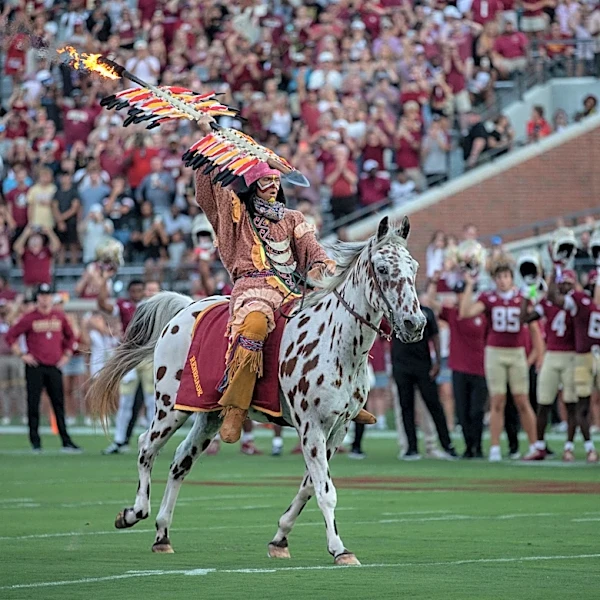 Social media erupts as SMU-Florida State goes on despite power failure