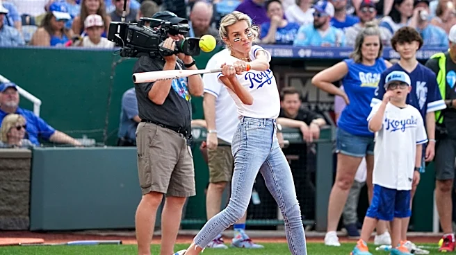 Best images of FOX Sports' Erin Andrews and Charissa Thompson
