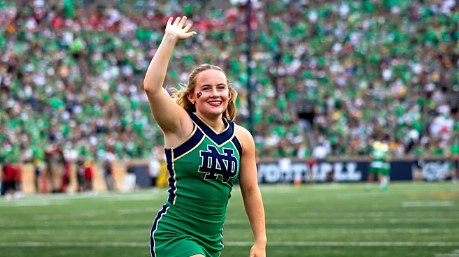 Fantastic photos of Notre Dame football cheerleaders