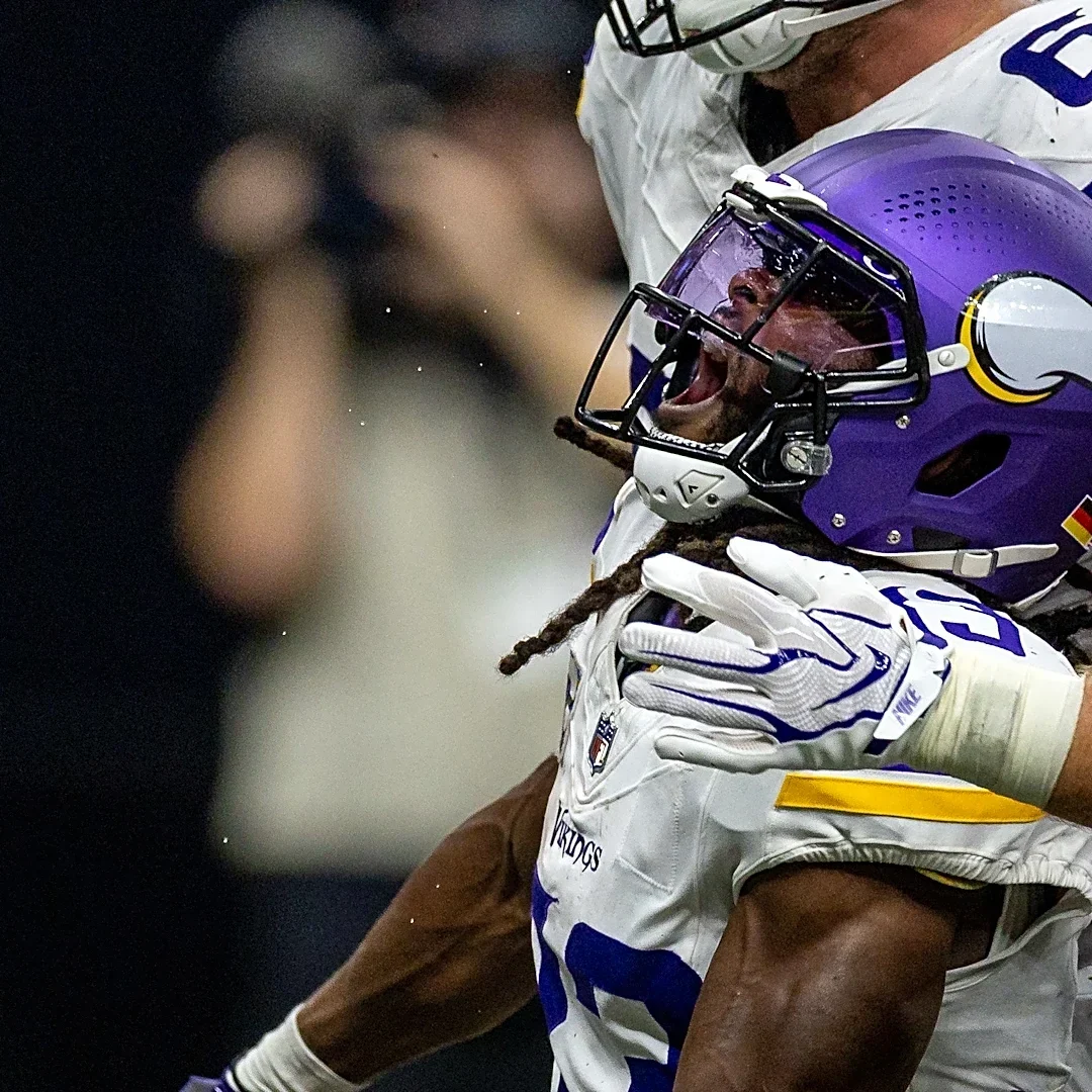 Kenneth Walker III takes NFL rushing lead after six weeks