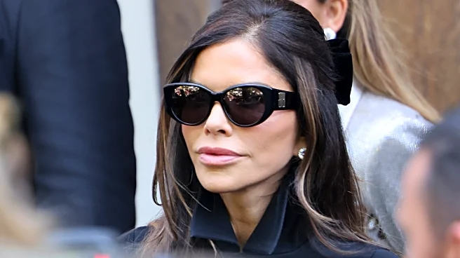 Lauren Sánchez Gave Her Ex A Major Middle Finger With Their Divorce Settlement