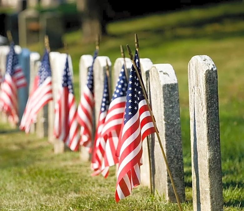 What's open & what's closed on Memorial Day 2026?