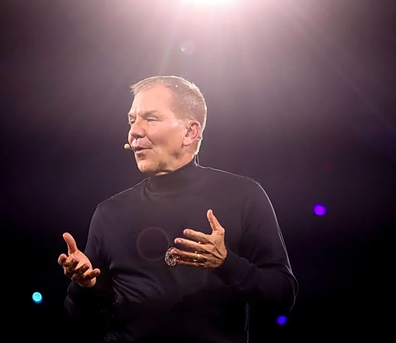Paul Tudor Jones makes $8 billion bet on small-cap chaos